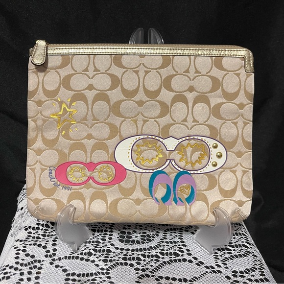 COACH I-Pad padded case with zipper - Picture 1 of 5